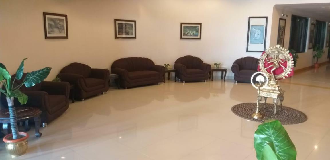 Hotel Rudra Continental Rudrapur Экстерьер фото